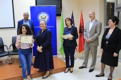 Përmbyllet projekti “Teaching English to Young Learners” ,UNIEL