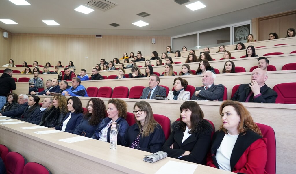 Universiteti i Elbasanit i jep “Certifikatë Mirënjohje” prof. dr. Ziso Thomollari, Uniel