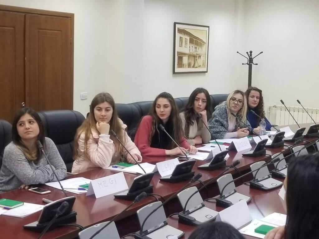 Zhvillohet trajnimi për Klubin e Debatit në Universitetin e Elbasanit “Aleksandër Xhuvani”, Uniel