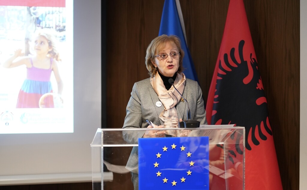 Universiteti i Elbasanit organizoi eventin për promovimin e librit “SOCIAL SERVICES IN ALBANIA: BACKGROUND AND STATE OF THE ART”, Uniel