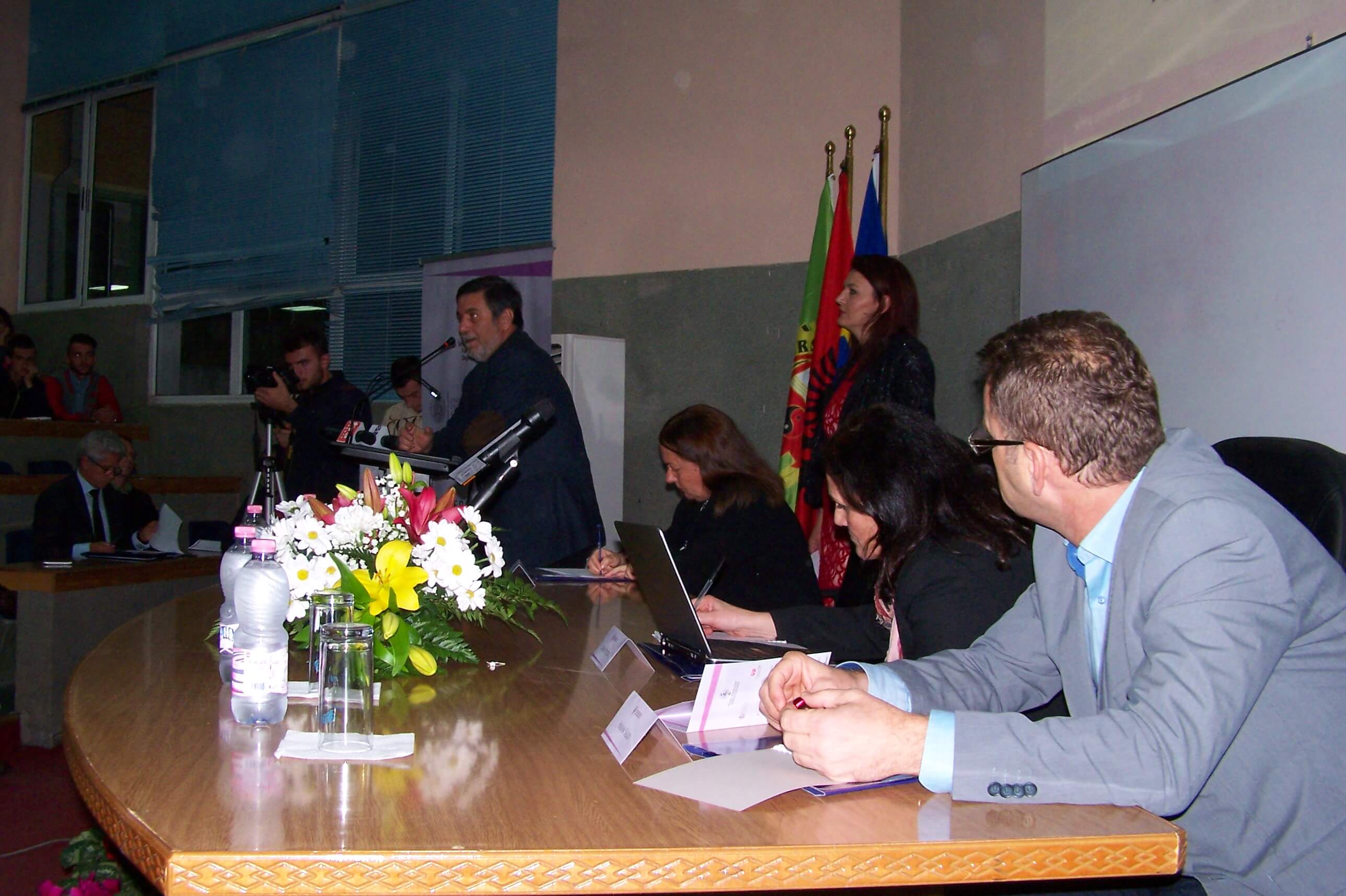 Zhvillohet konferenca shkencore “Letërsia dhe media - një perspektivë krahasuese”