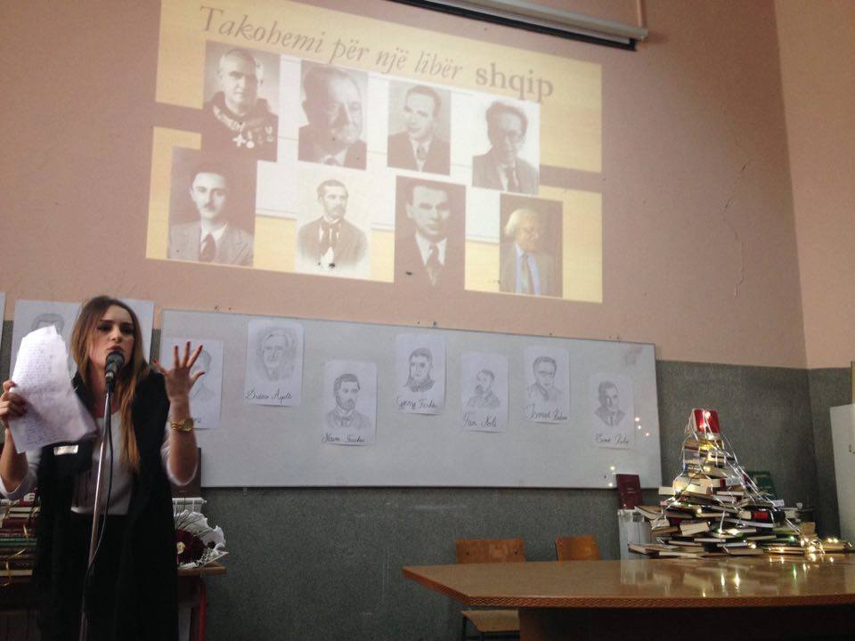 Takohemi për një libër shqip”, aktiviteti i studentëve të Gjuhë-Letërsisë